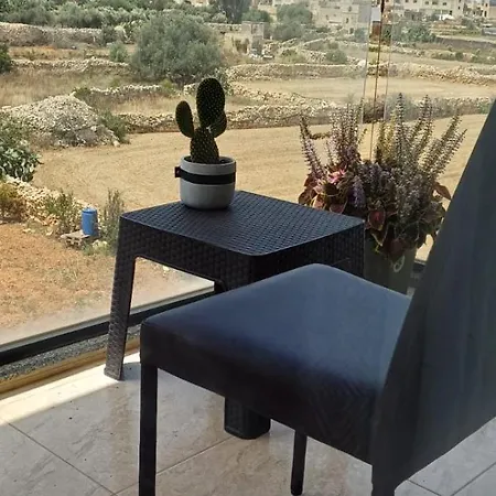 Cozy Private Room In Apartment In Hal Safi, Malta Exterior photo